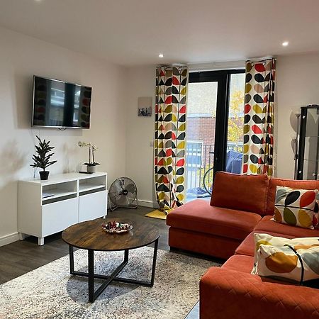 Modern En-Suite Room And Self Catering In London Eksteriør billede